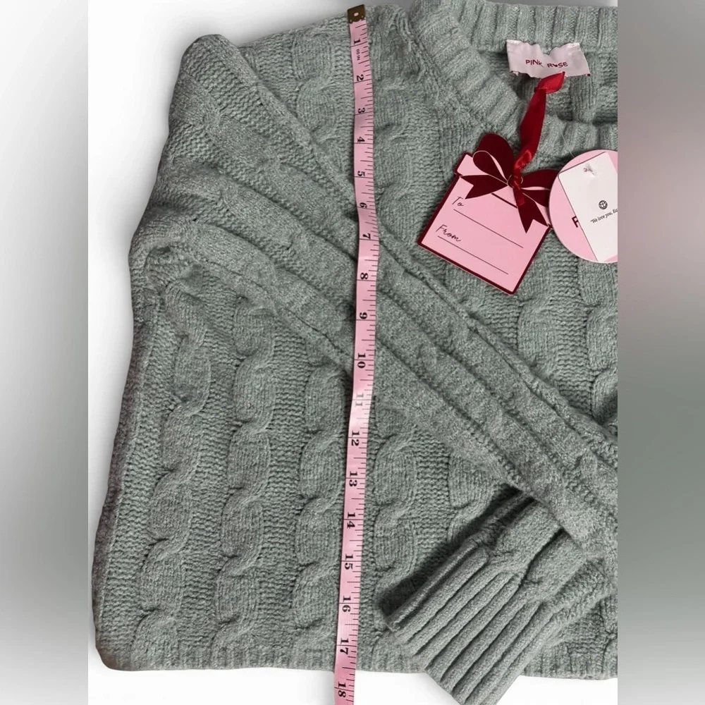 Pink Rose Cable Knit Cropped Sweater Sage Green Size M New
